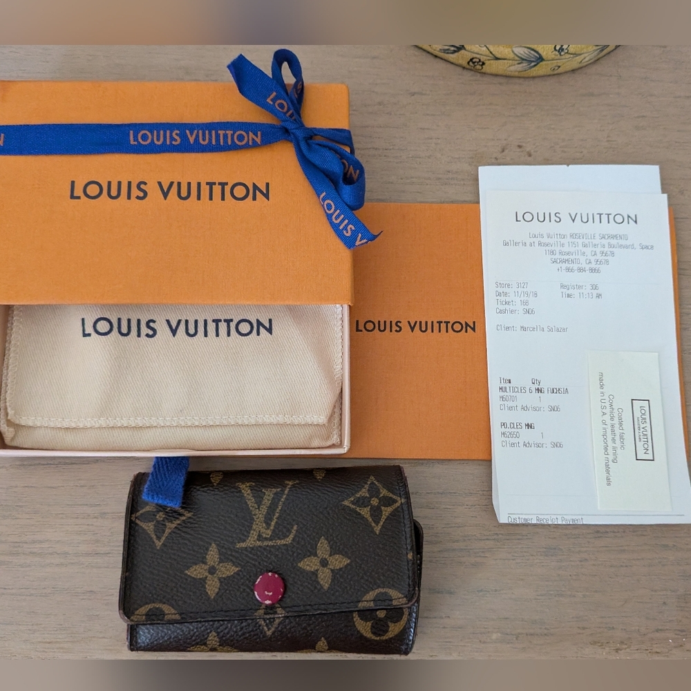 Louis Vuitton 6 Key Holder